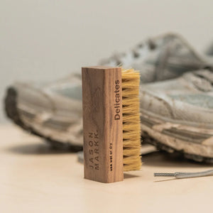 Jason Markk Delicates Cleaning Brush – Zachte borstel voor gevoelige sneakers