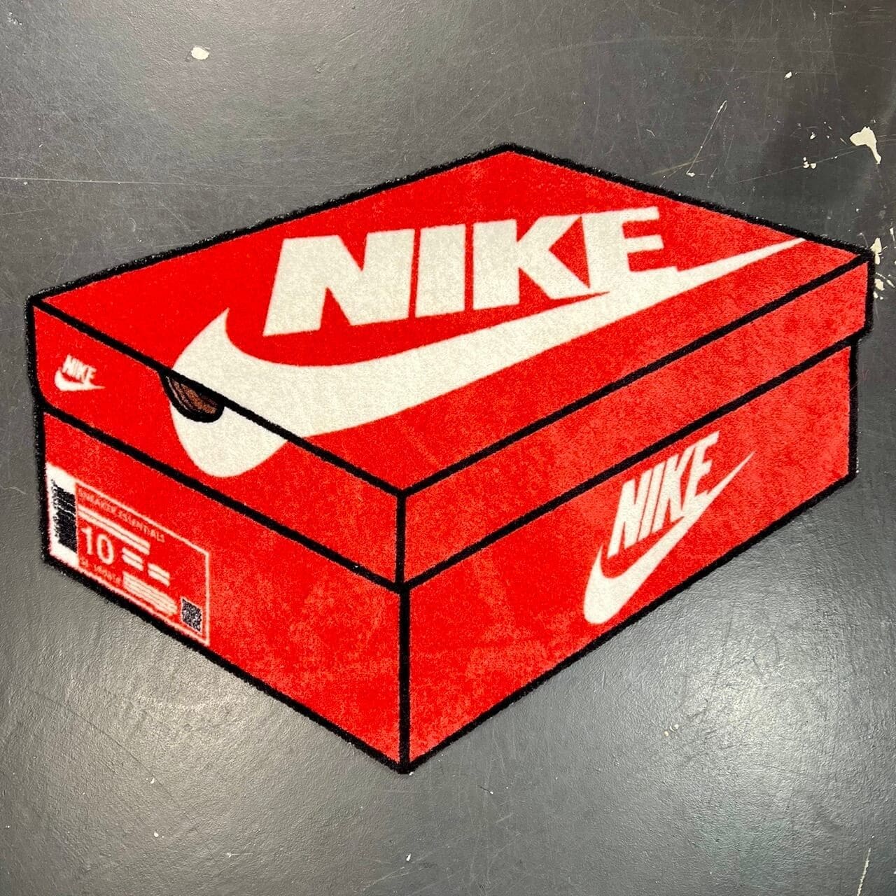 Sneakerbox cutout vloerkleed - OG Nike box - rood - Sneaker Essentials