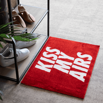 Sneaker rug - Kiss My Airs Red